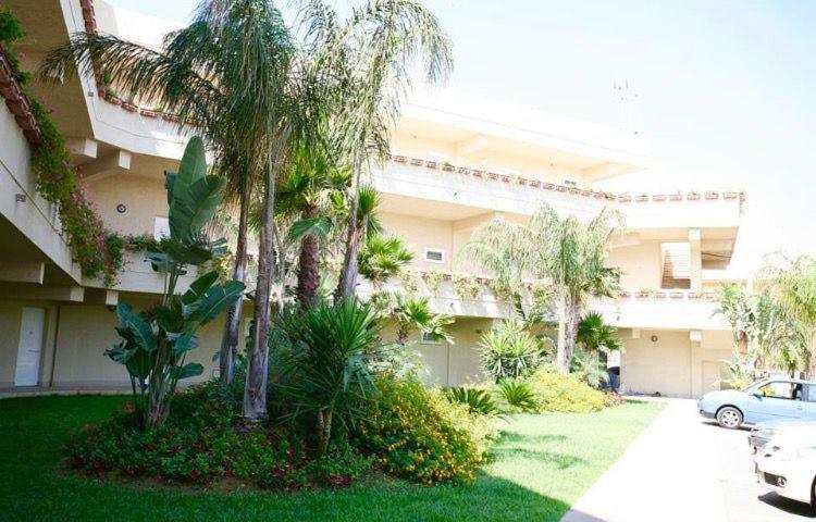 Dame' Appartamento Marina di Ragusa Esterno foto